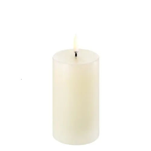 świeca na baterie z ruchomym płomieniem, walec Led, 5,8x10, Ivory Uyuni Premium