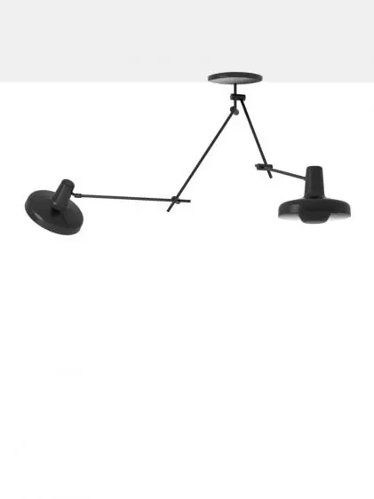 Arigato Double lampa sufitowa z dwoma ramionami (Czarna, Krótka) Ostatnie sztuki